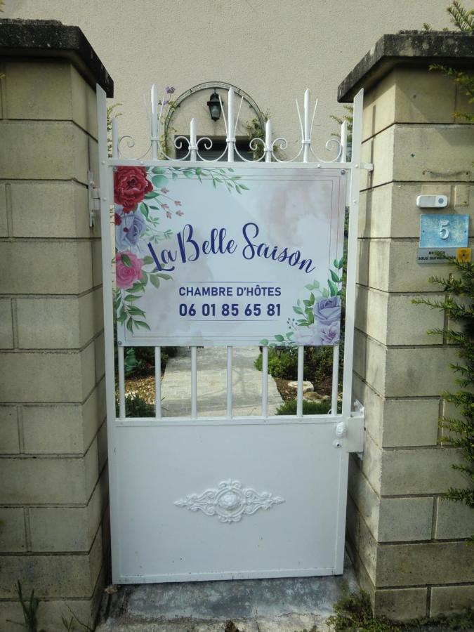 Chambre d'hôtes LA BELLE SAISON Villedomer Exterior foto